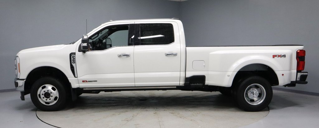 Certified 2023 Ford F350 Lariat w/ Lariat Ultimate Package image 8