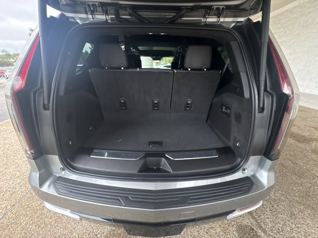 Certified 2023 Cadillac Escalade Premium Luxury Platinum AWD/4WD image 27