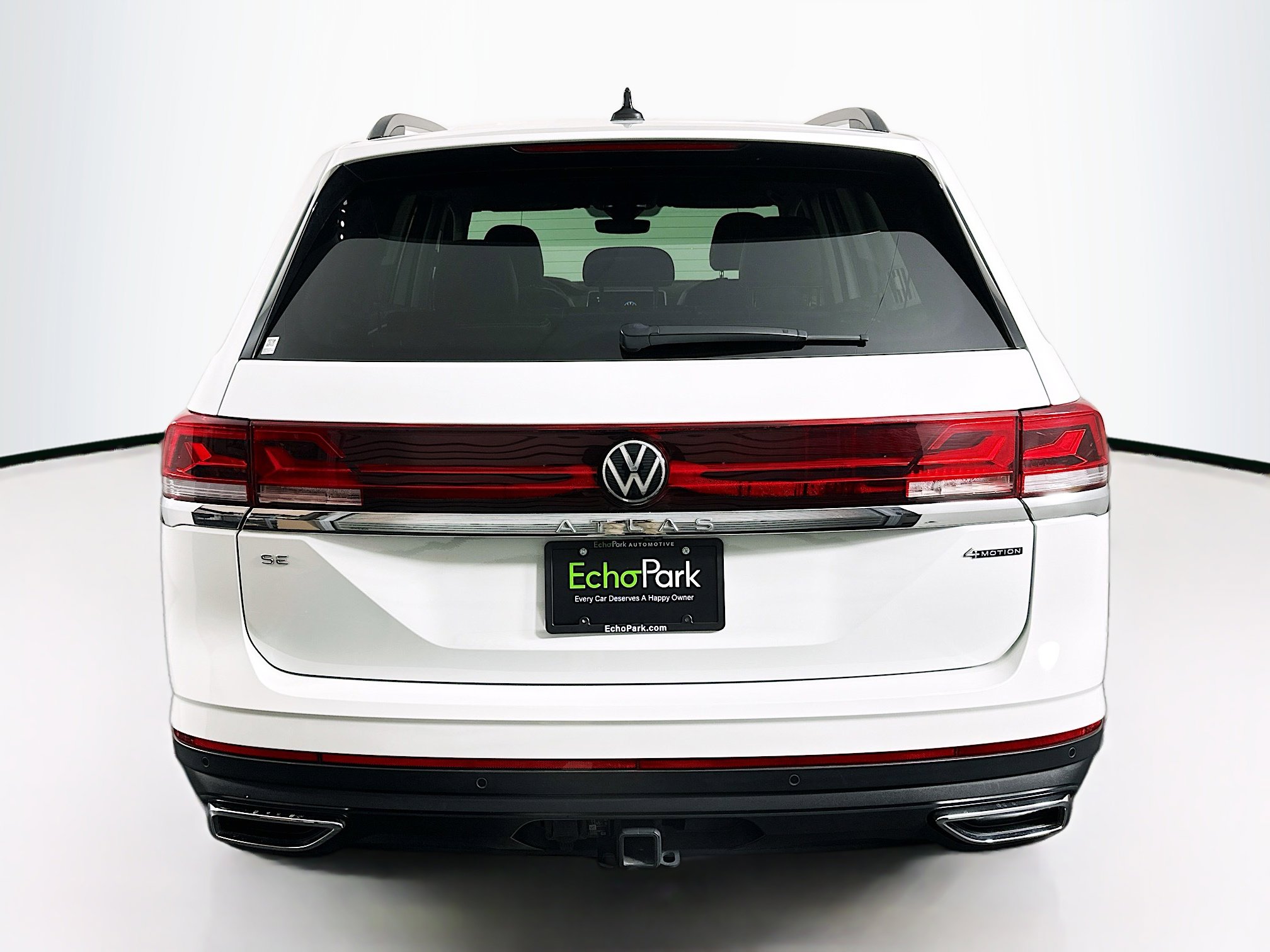Used 2025 Volkswagen Atlas SE image 7