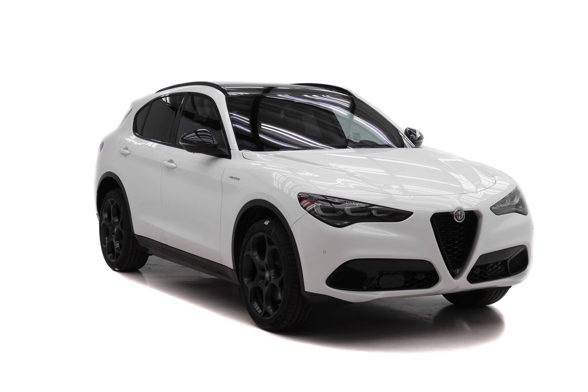 New 2026 Alfa Romeo Stelvio Sprint image 2