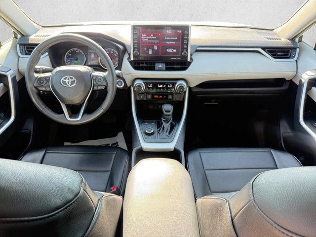Used 2022 Toyota RAV4 XLE w/ Convenience Package AWD/4WD image 18