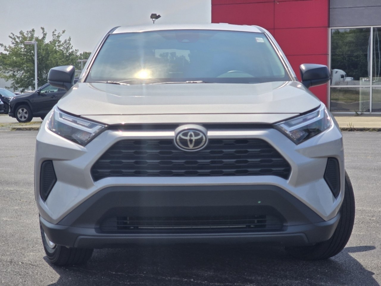 Certified 2023 Toyota RAV4 LE AWD/4WD image 8
