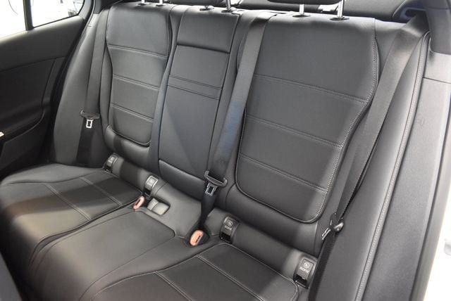 New 2026 Mercedes-Benz C 300 4MATIC Sedan image 7