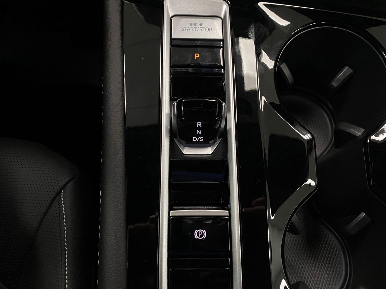 New 2026 Volkswagen Atlas Cross Sport SEL R-Line image 28