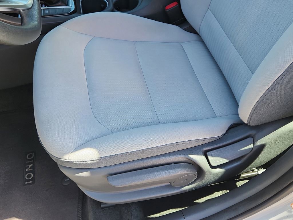 Used 2022 Hyundai Ioniq Blue image 7