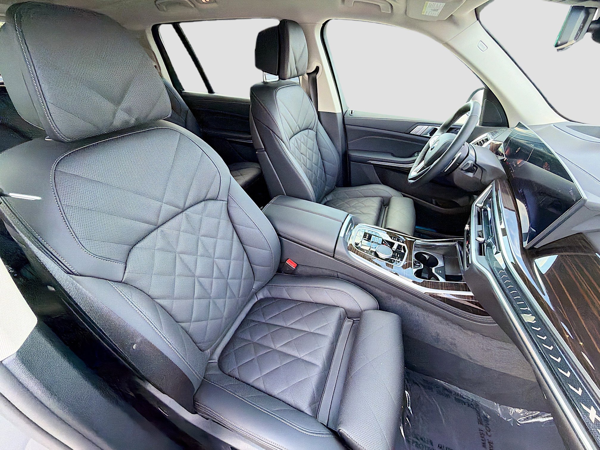 Used 2026 BMW X7 xDrive40i AWD/4WD image 15