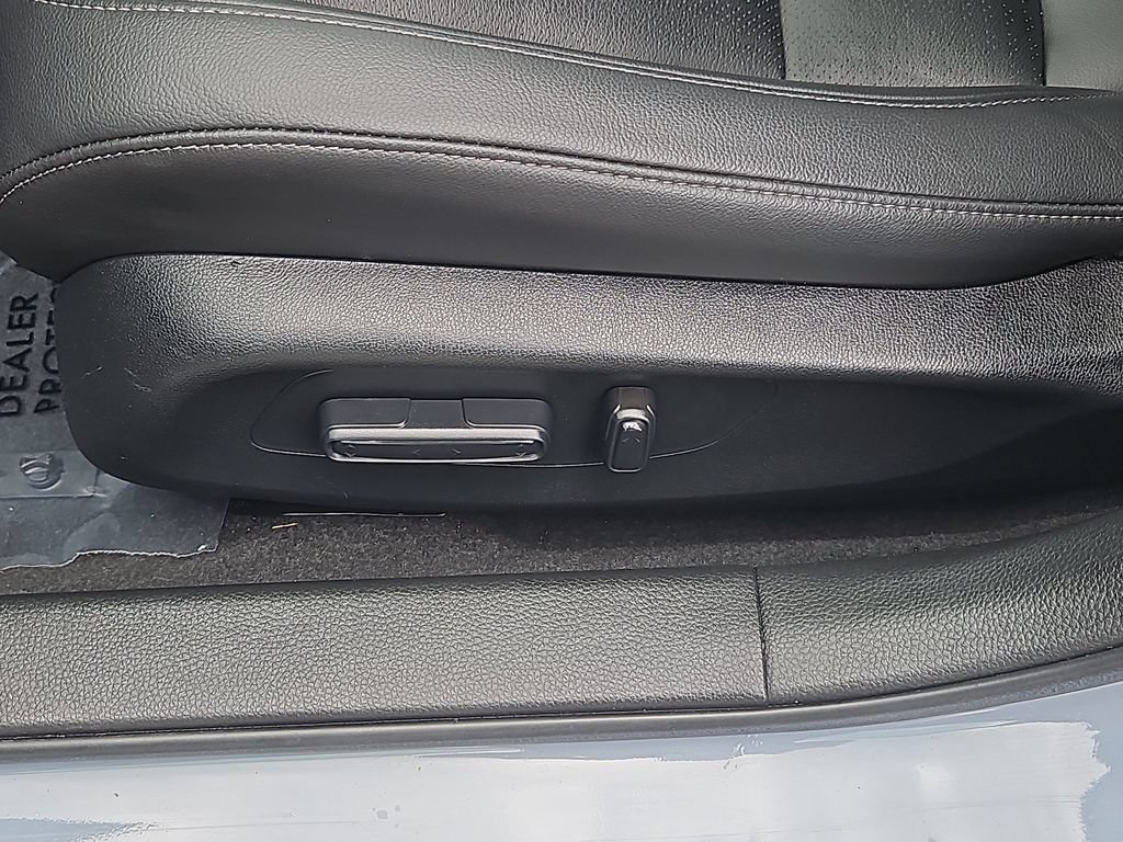 Used 2024 Honda Civic Touring image 21