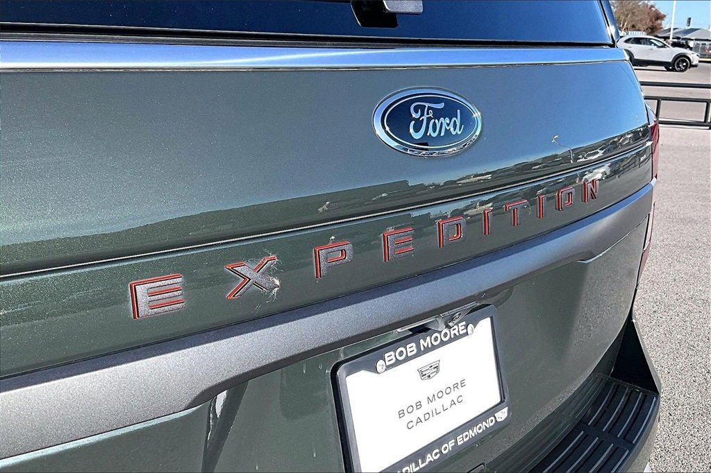 Used 2022 Ford Expedition Timberline image 32
