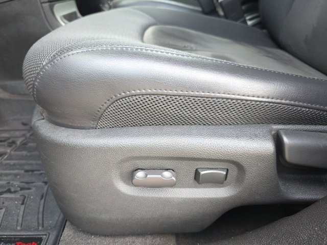 Used 2008 Chevrolet HHR SS image 13