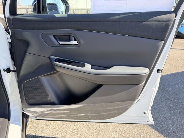 New 2026 Nissan Leaf Platinum+ w/ Cargo Package (Platinum+) image 8