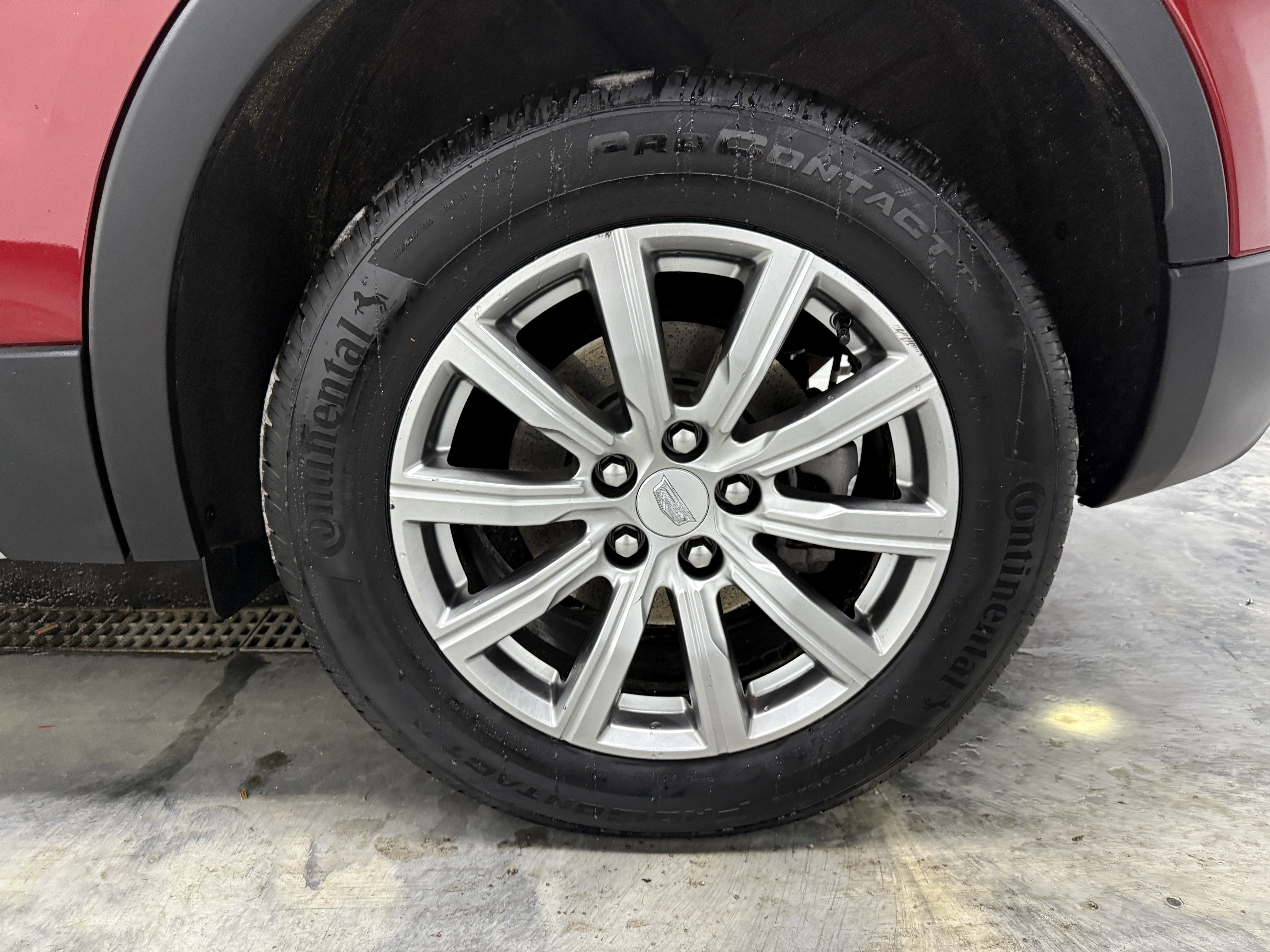 Used 2023 Cadillac XT4 Premium Luxury image 29