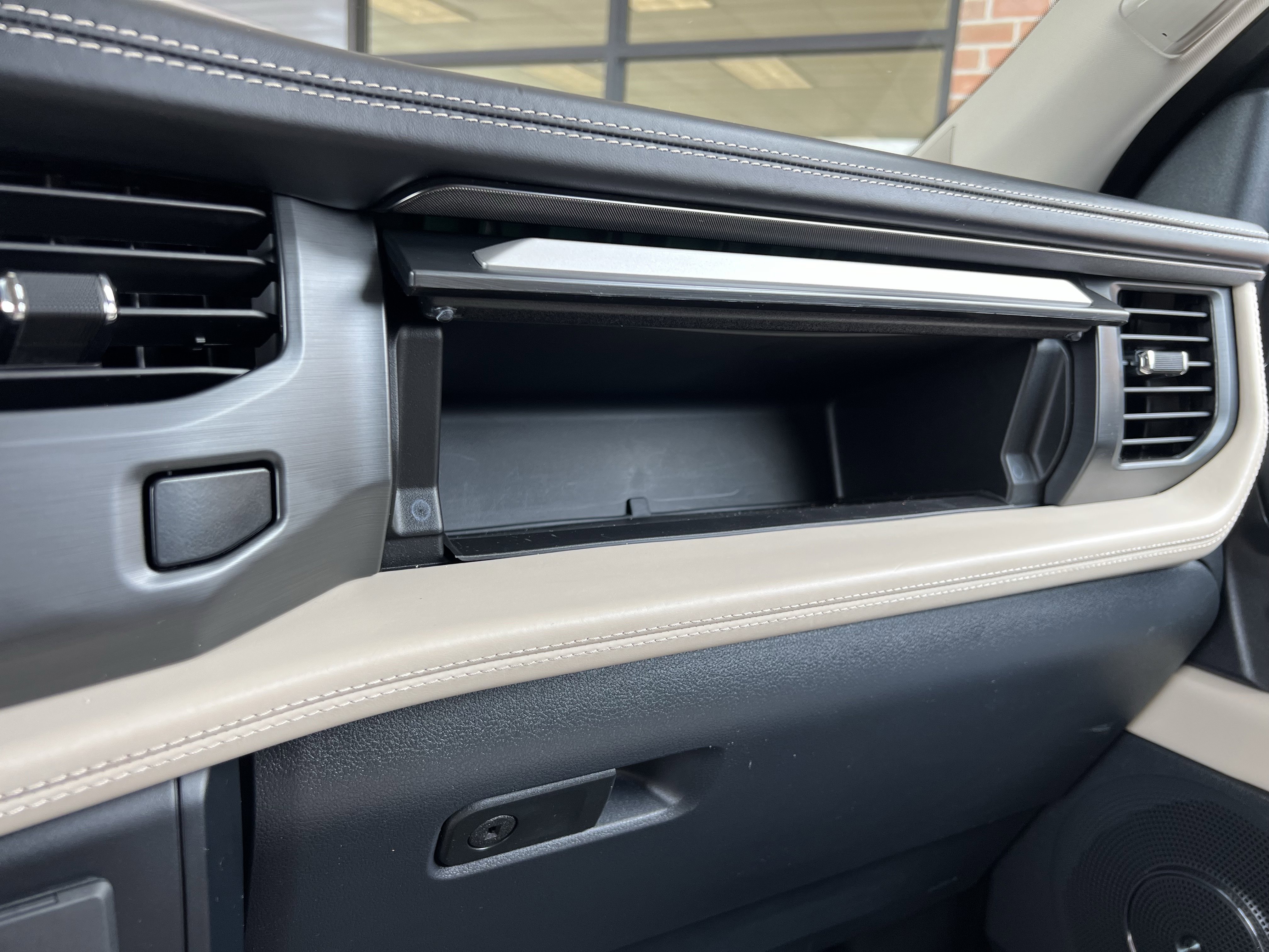 Used 2023 Ford Expedition Platinum image 42