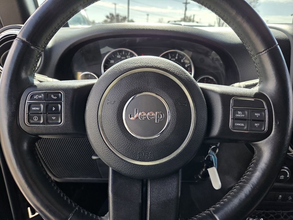 Used 2013 Jeep Wrangler Unlimited Sahara w/ Connectivity Group image 19