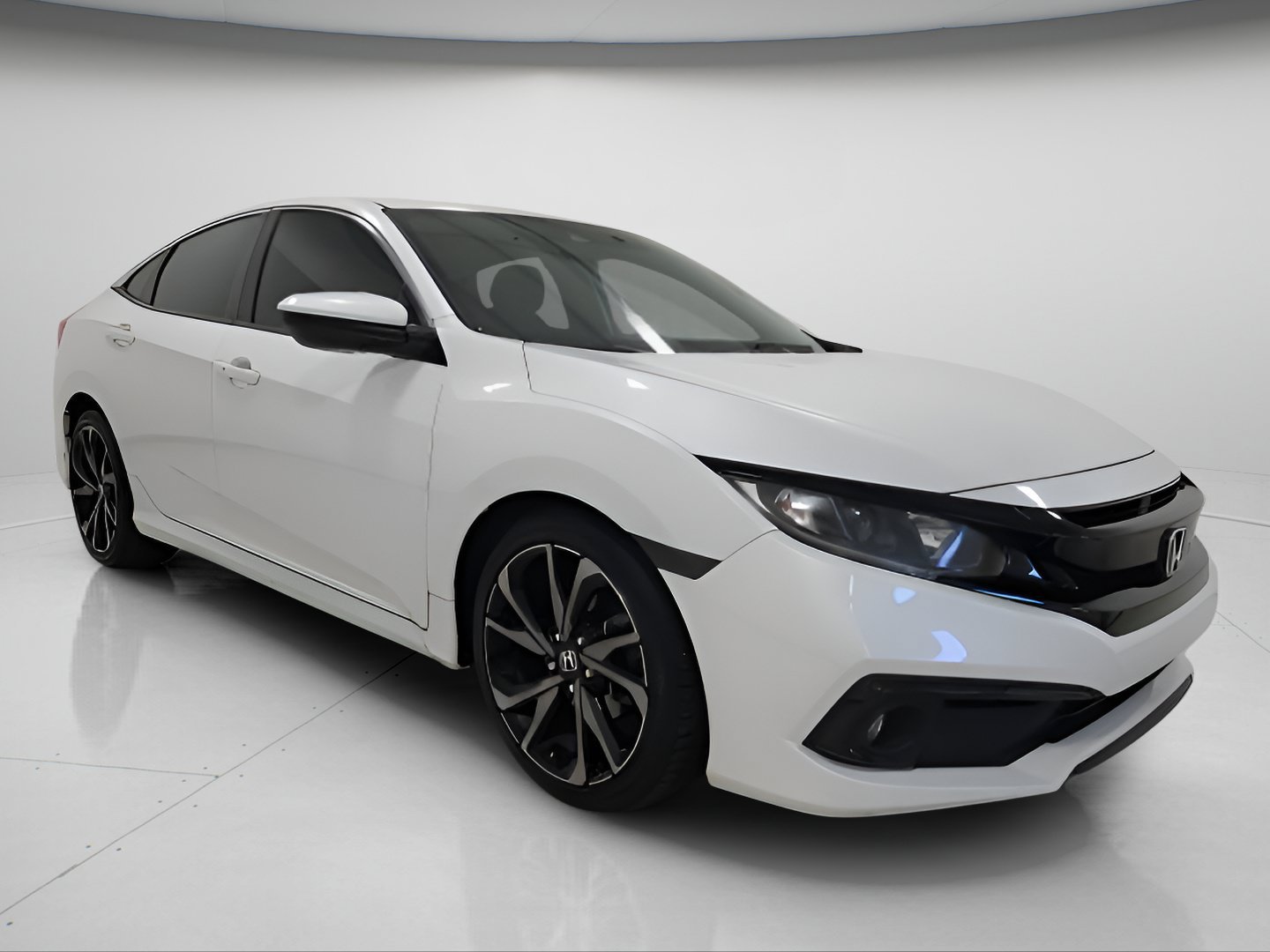 Used 2021 Honda Civic Sport image 2
