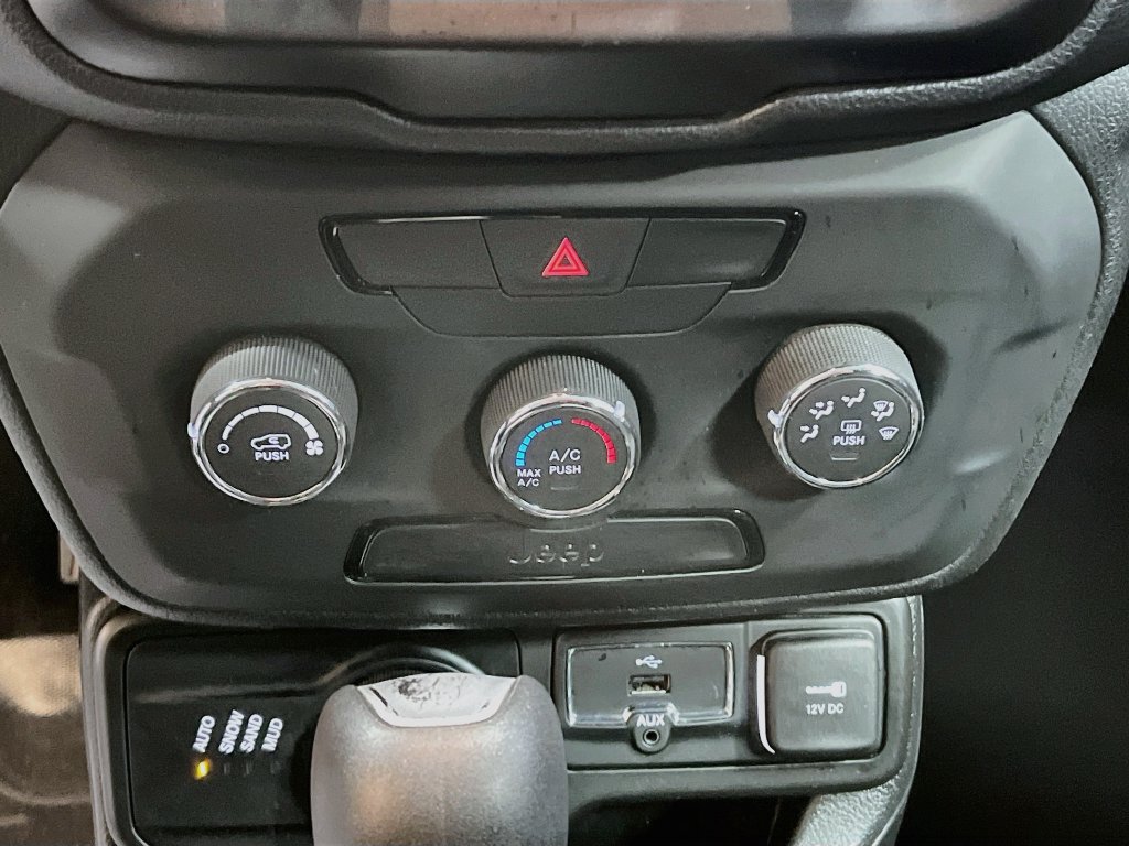 Used 2018 Jeep Renegade Sport w/ Power & Air Group AWD/4WD image 15