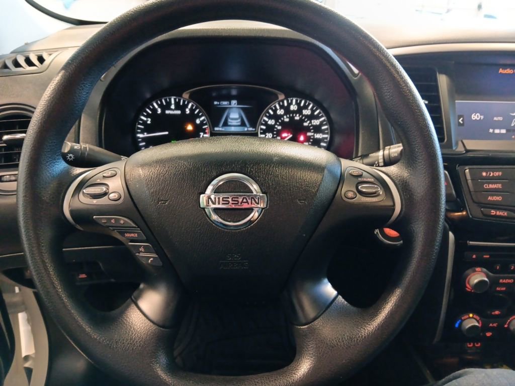 Used 2018 Nissan Pathfinder S AWD/4WD image 21