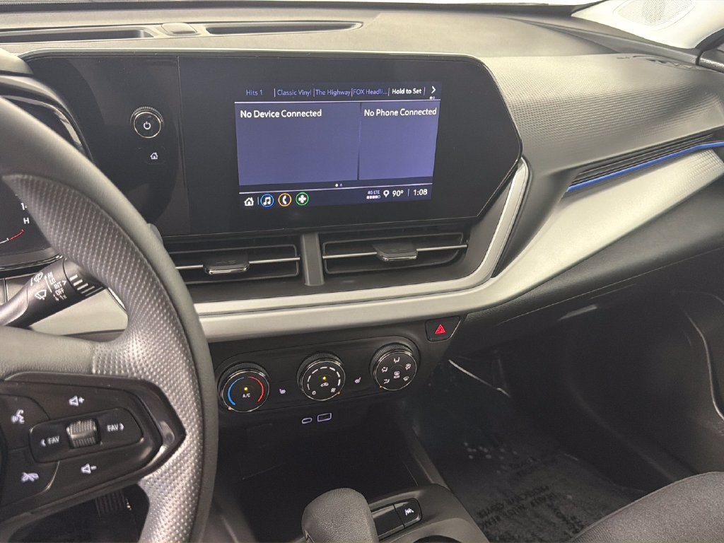 Certified 2024 Chevrolet Trax LS w/ LS Convenience Package FWD image 21