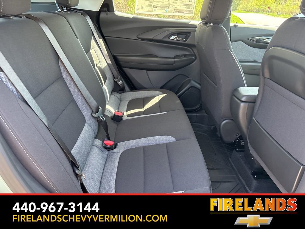 New 2026 Chevrolet TrailBlazer LS FWD image 32