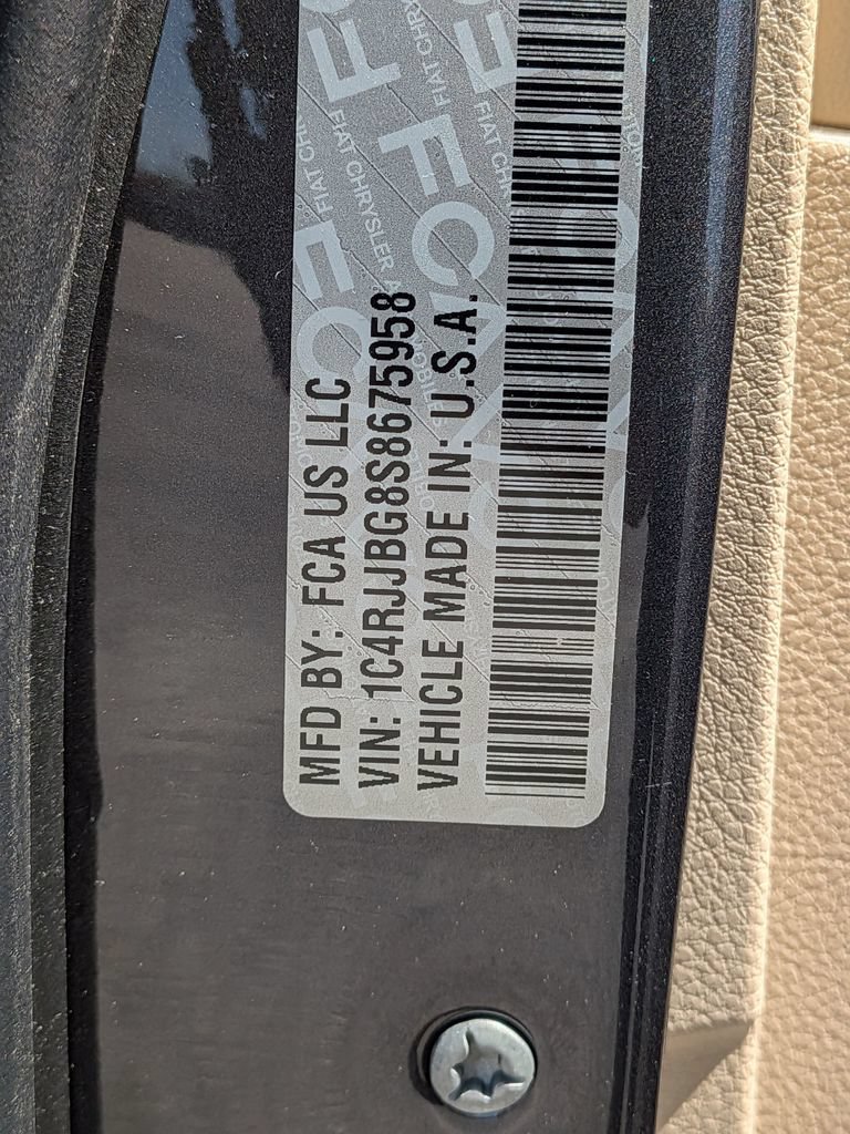 Used 2025 Jeep Grand Cherokee L Limited RWD image 28