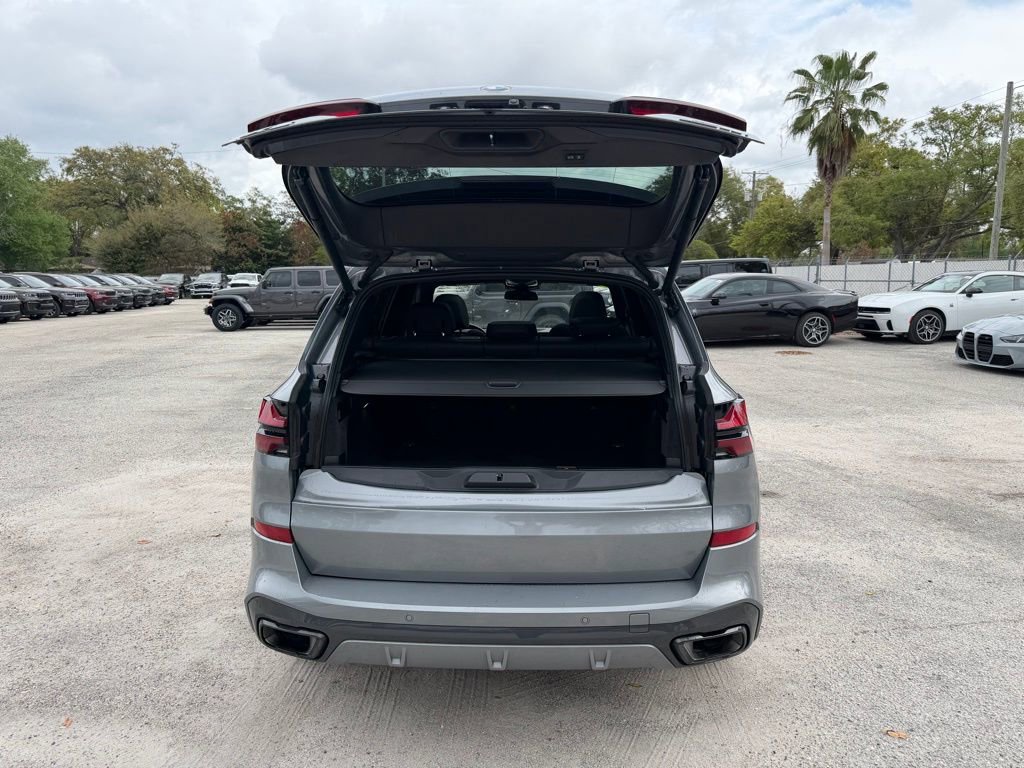 Used 2024 BMW X5 sDrive40i w/ M Sport Package image 38