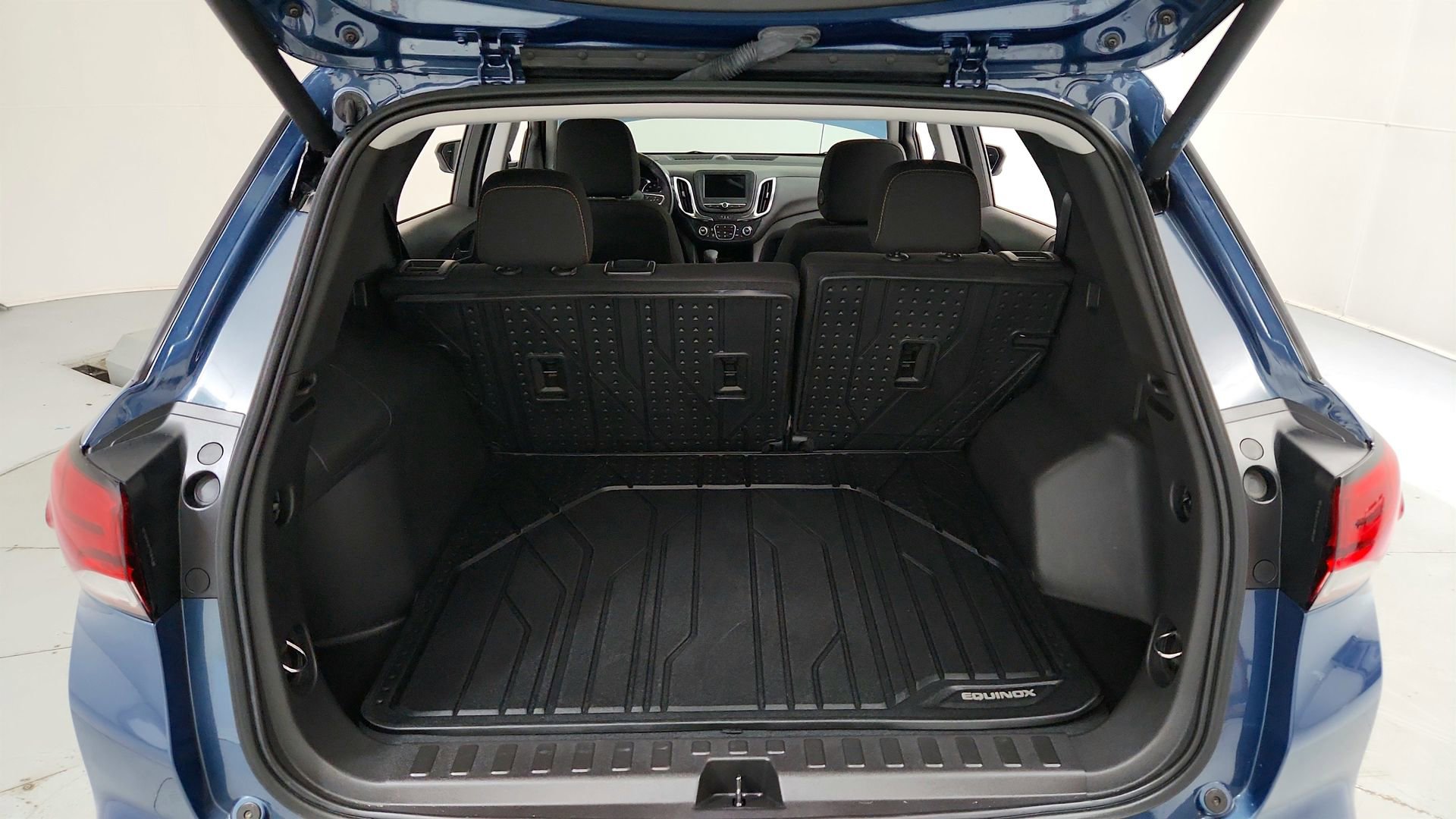 Certified 2024 Chevrolet Equinox LT w/ LPO, Floor Liner Package AWD/4WD image 20