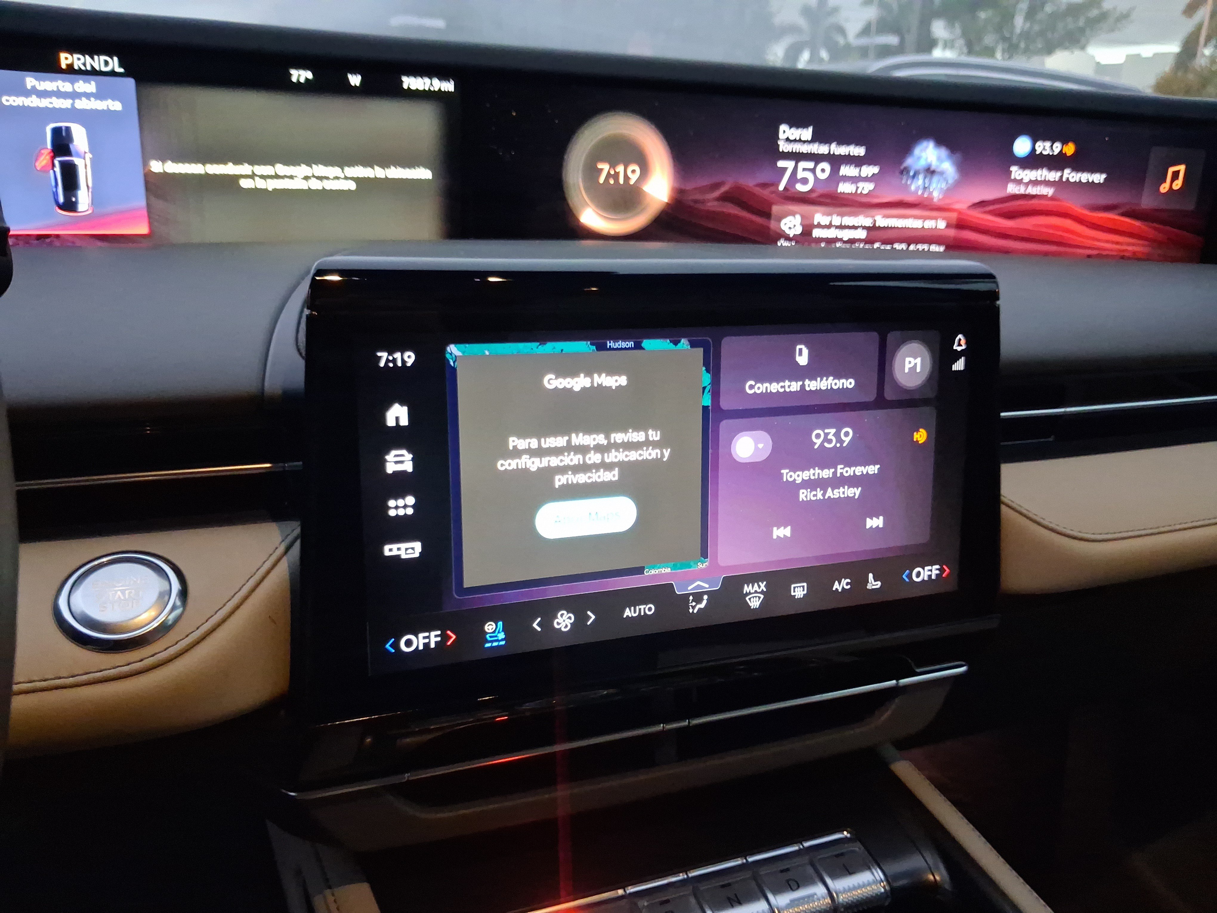 Certified 2024 Lincoln Nautilus Premier AWD/4WD image 19