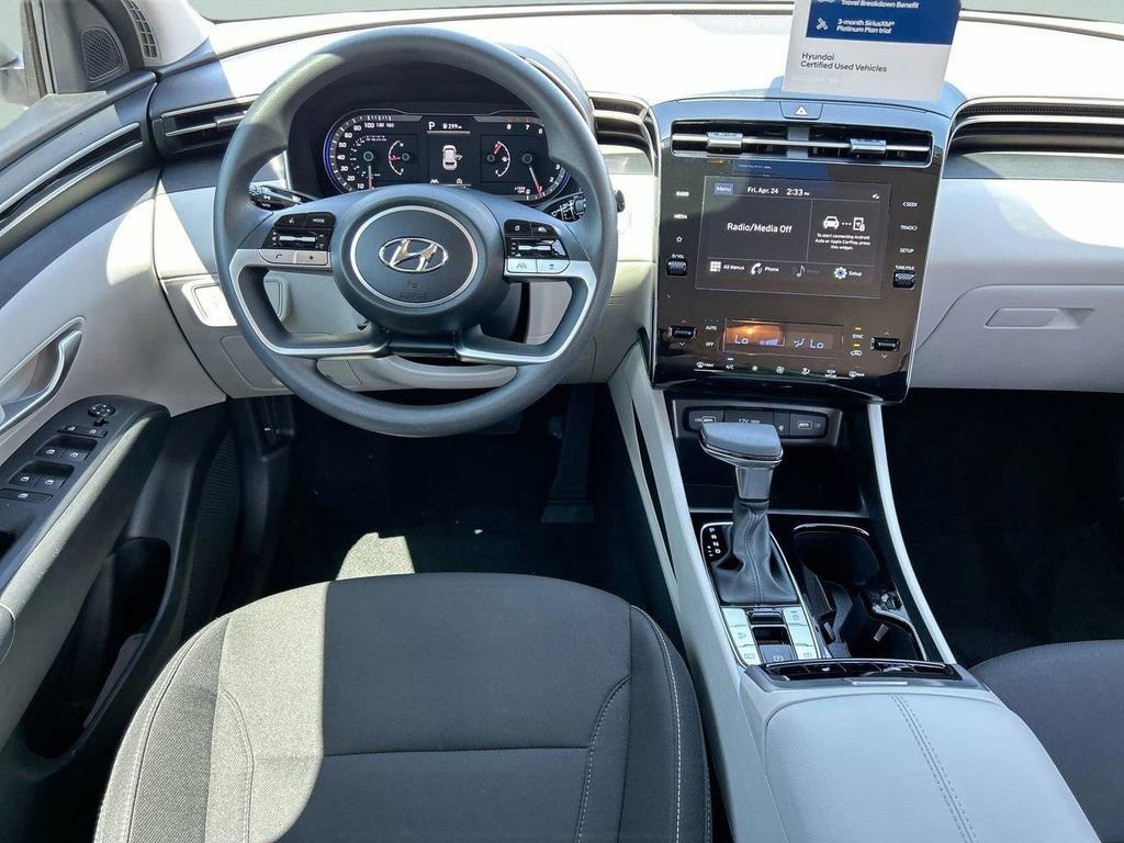 Certified 2024 Hyundai Tucson SEL FWD image 17