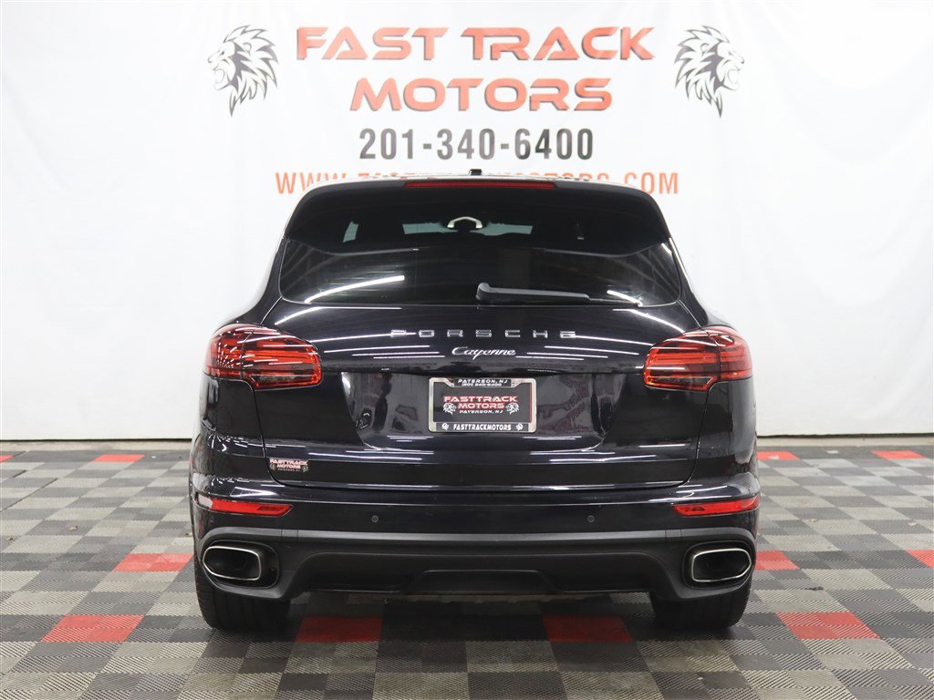 Used 2017 Porsche Cayenne Platinum Edition AWD/4WD image 5
