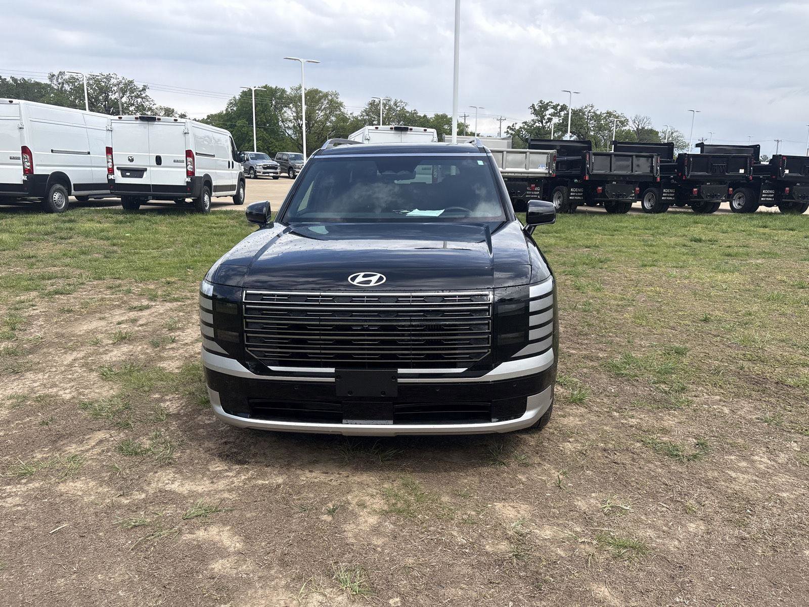 Used 2026 Hyundai Palisade Calligraphy AWD/4WD image 3