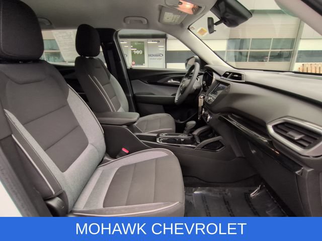 Certified 2022 Chevrolet TrailBlazer LS AWD/4WD image 28