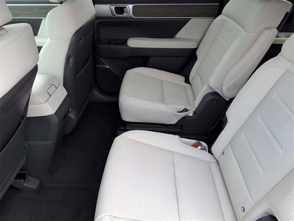 New 2026 Hyundai Santa Fe Limited image 7