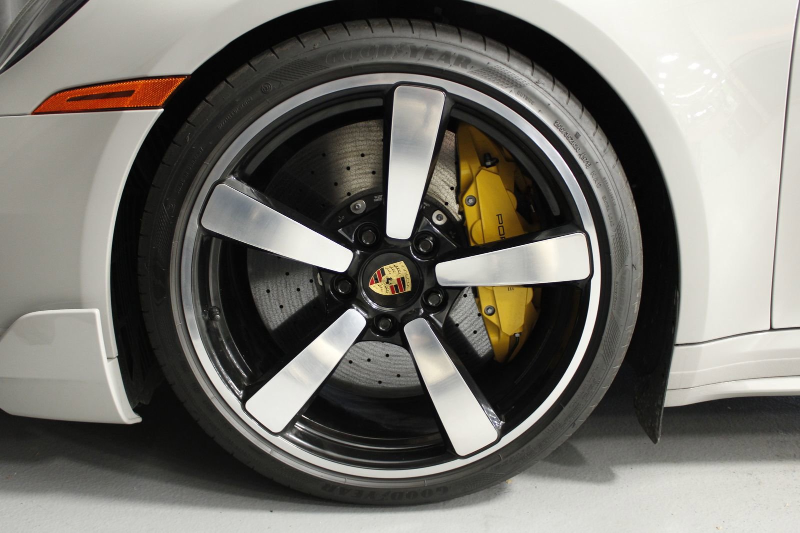 Used 2025 Porsche 911 Turbo S AWD/4WD image 19