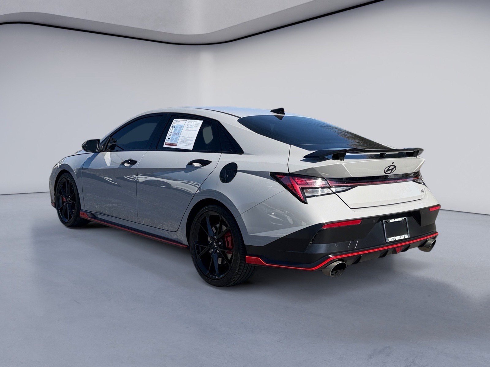 Used 2025 Hyundai Elantra N FWD image 3