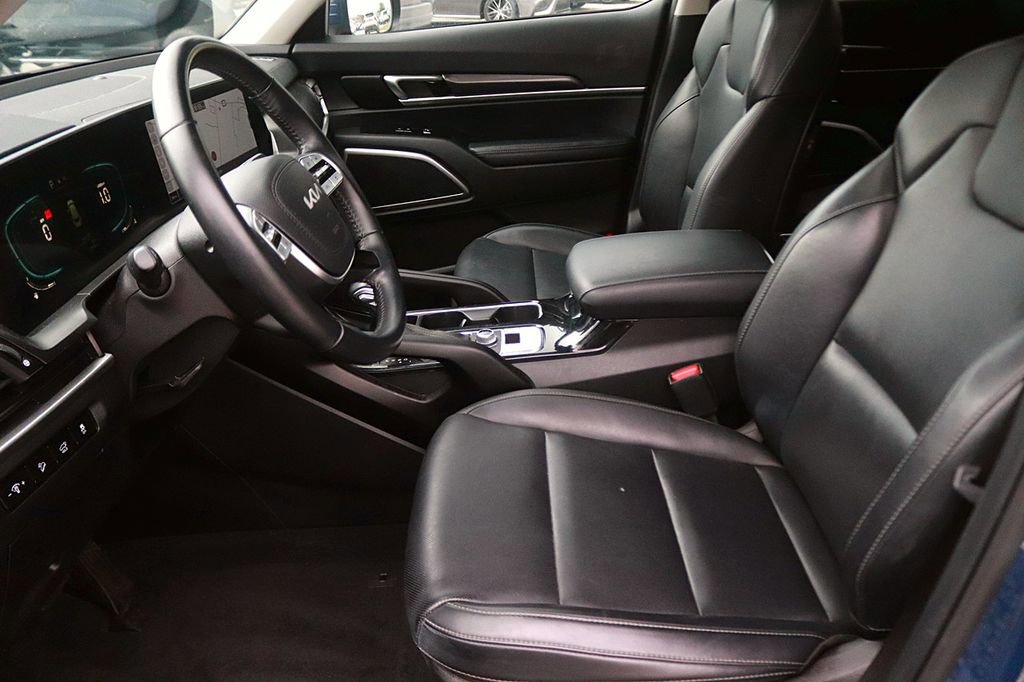 Used 2025 Kia Telluride S AWD/4WD image 13