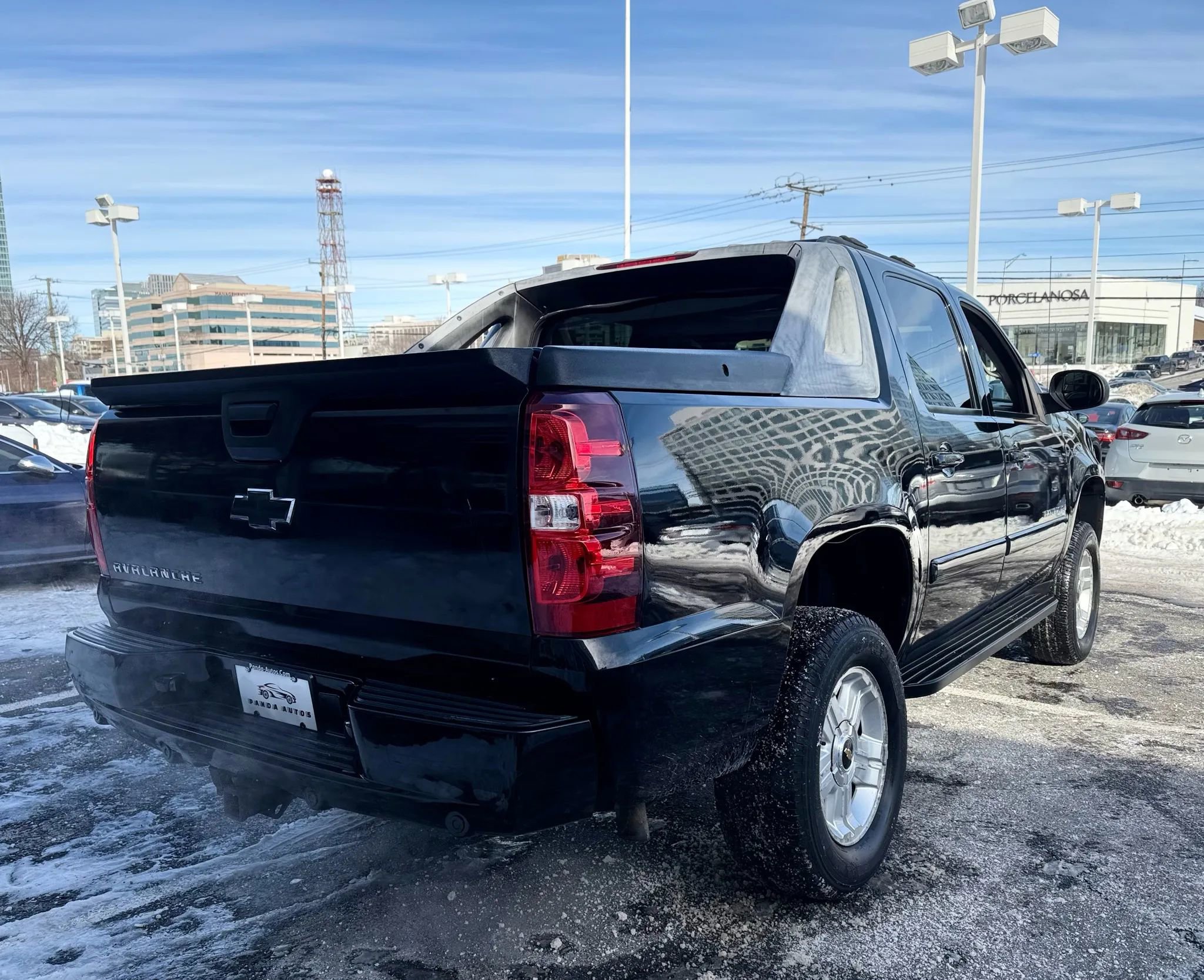 Used 2007 Chevrolet Avalanche LT w/ LT Preferred Equipment Group image 6