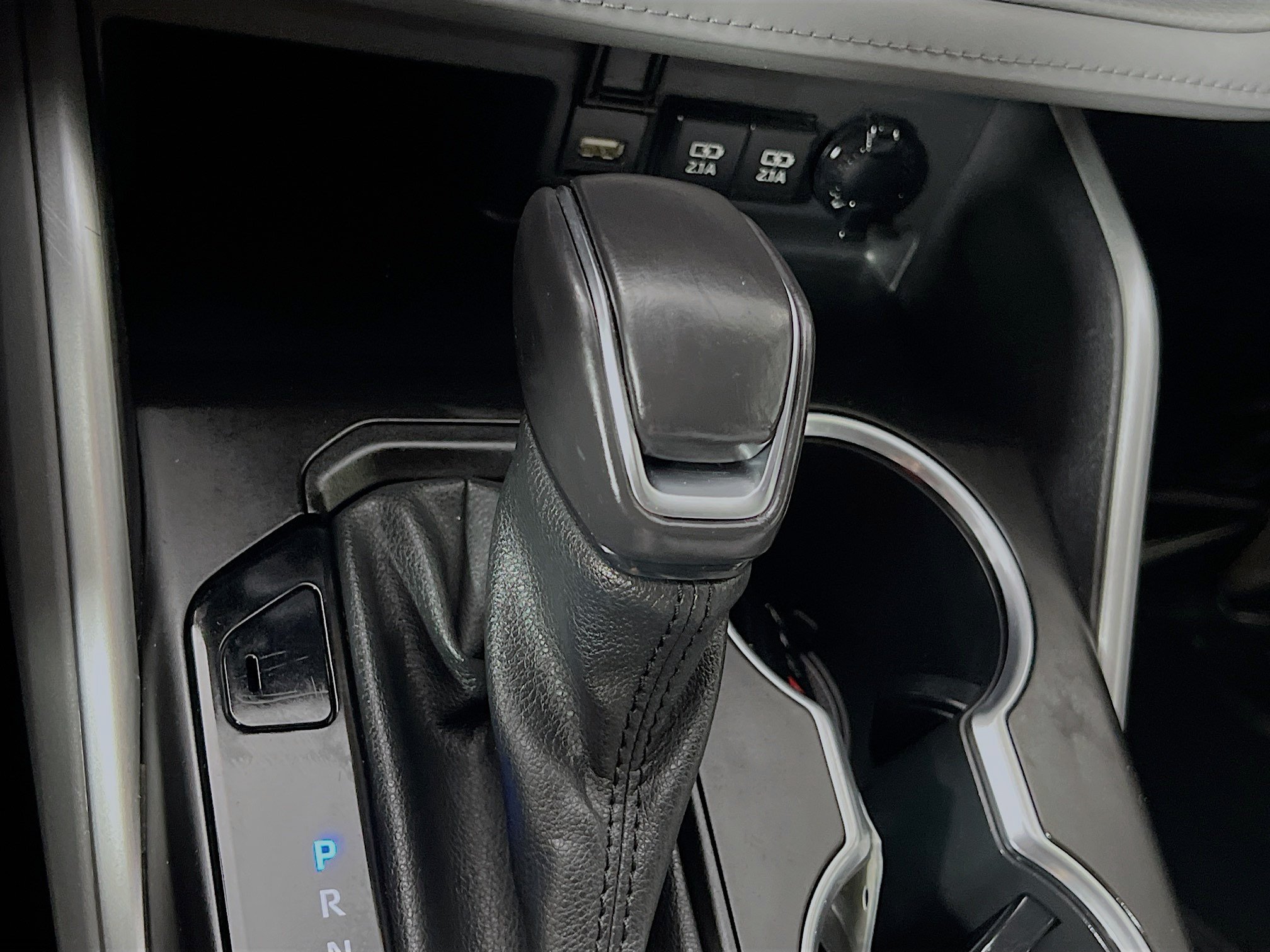 Used 2021 Toyota Highlander XLE FWD image 24