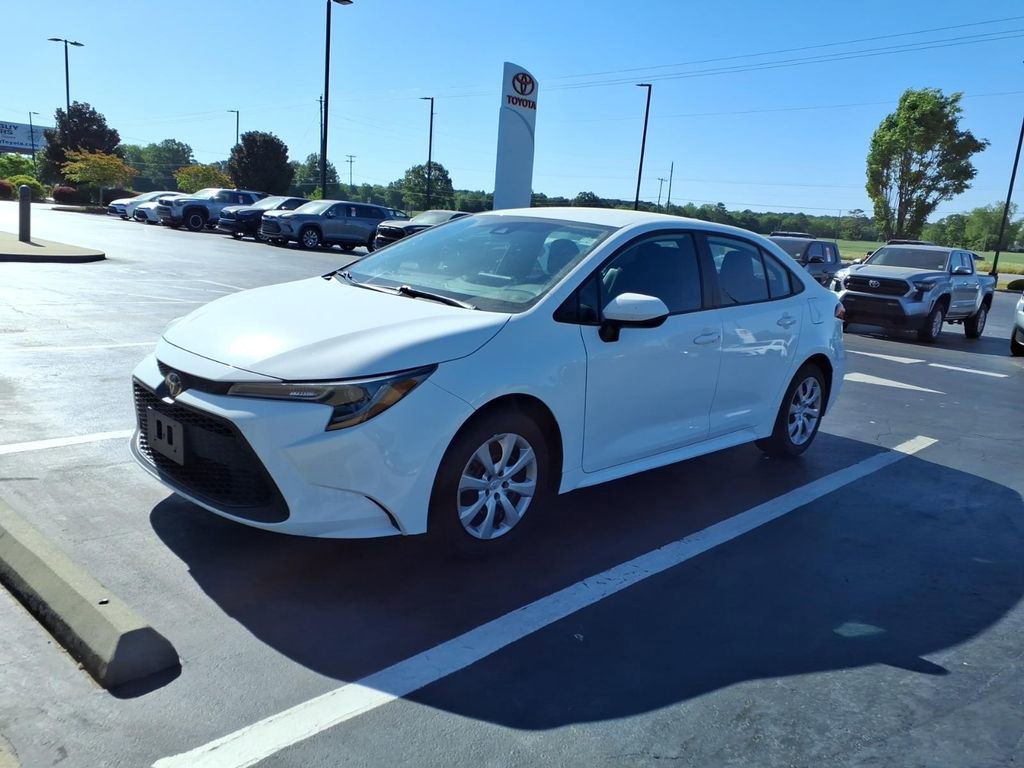 Used 2021 Toyota Corolla LE w/ Carpet Mat Package (TMS) FWD image 7