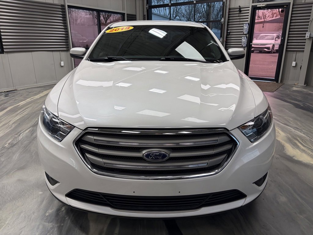 Used 2018 Ford Taurus SEL image 34