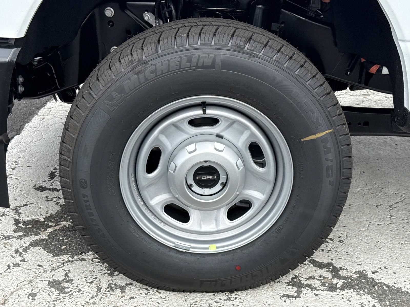 New 2026 Ford F250 XL AWD/4WD image 9