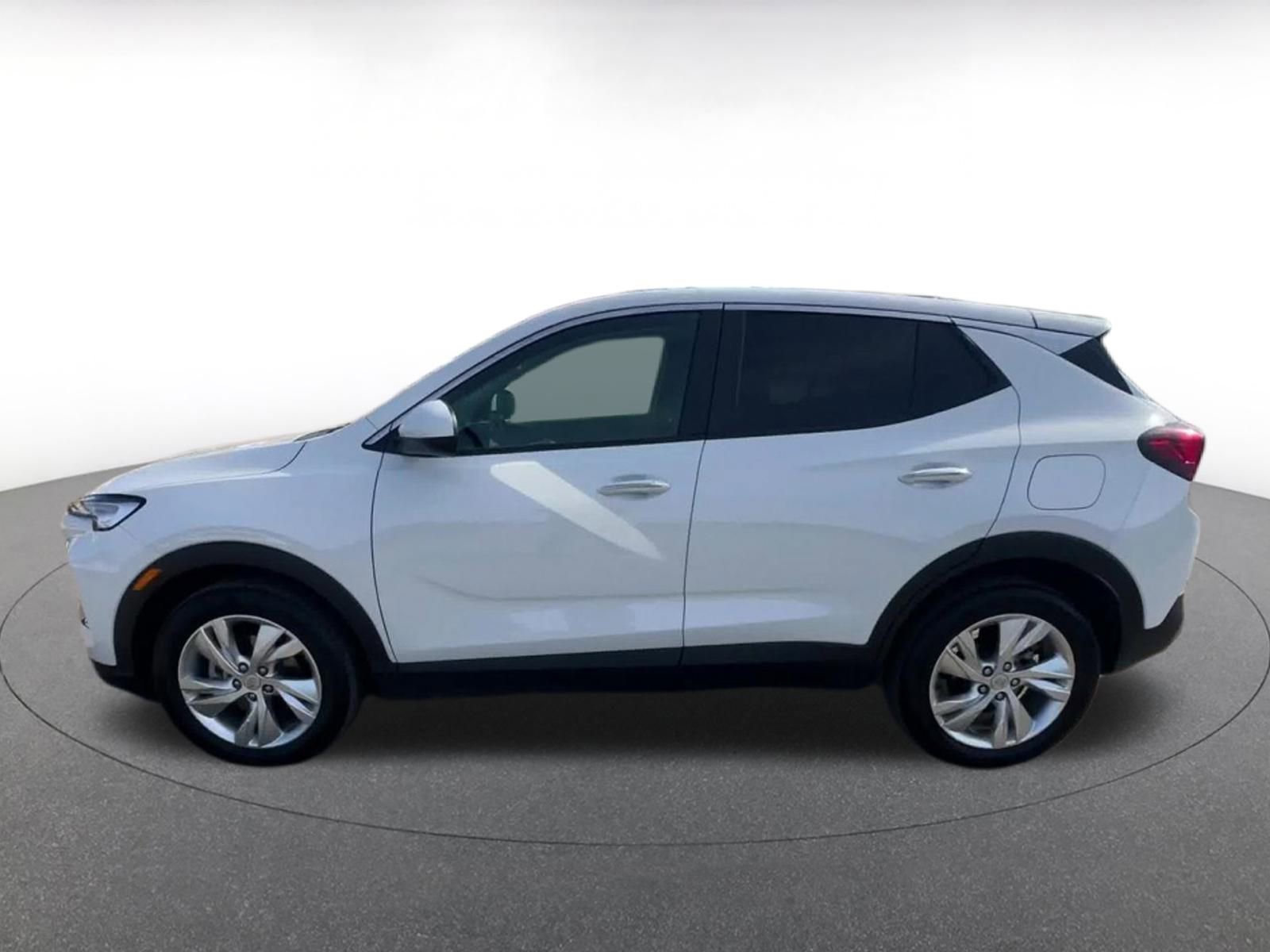 Used 2025 Buick Encore GX Preferred image 9