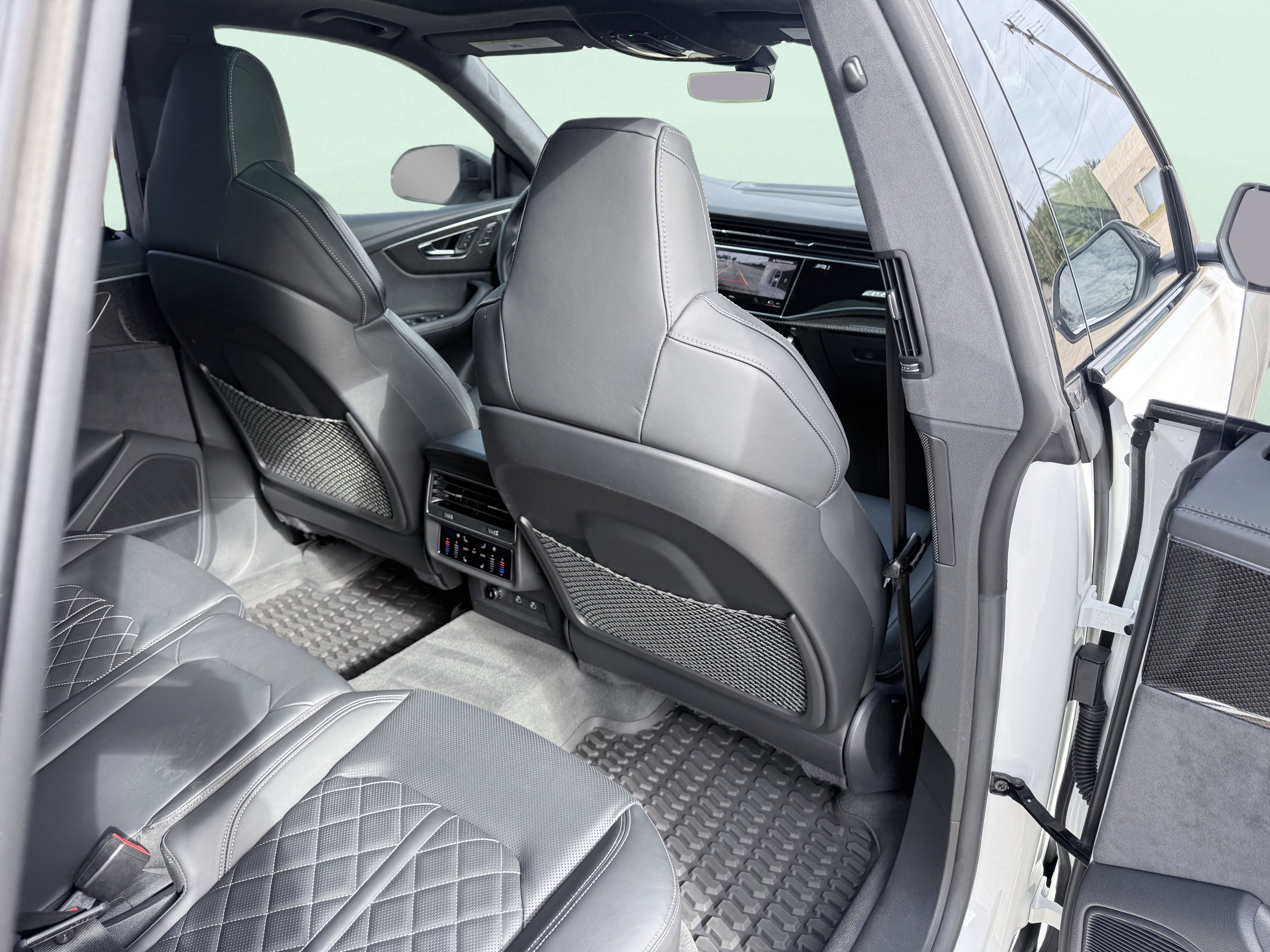 Used 2023 Audi SQ8 Prestige image 22