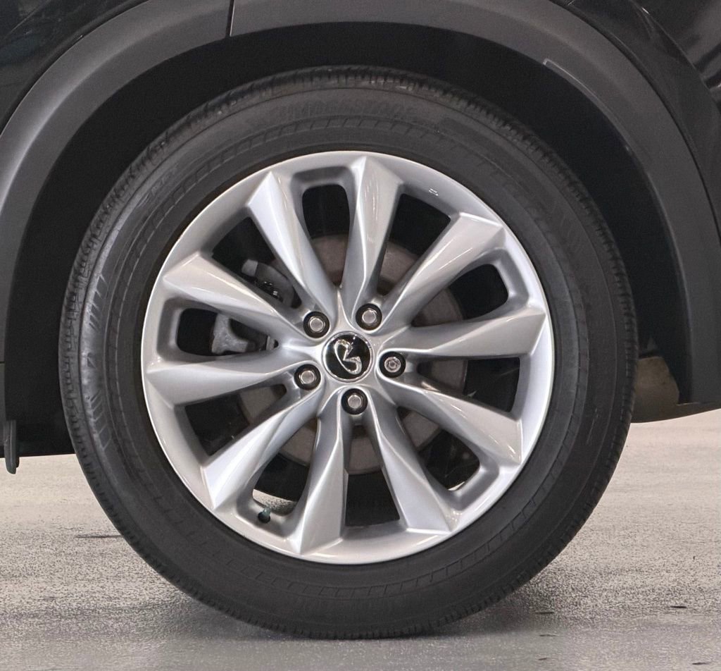 Used 2019 INFINITI QX50 Luxe image 9