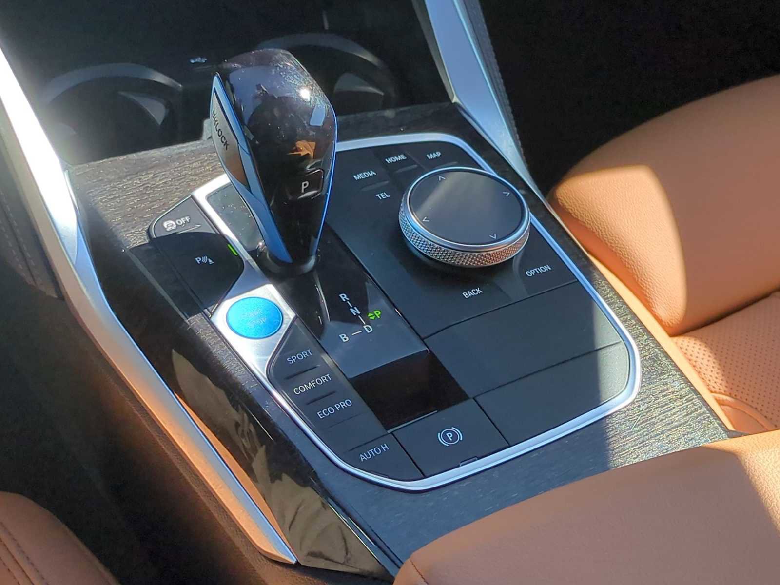 Certified 2023 BMW i4 M50 w/ Premium Package image 34