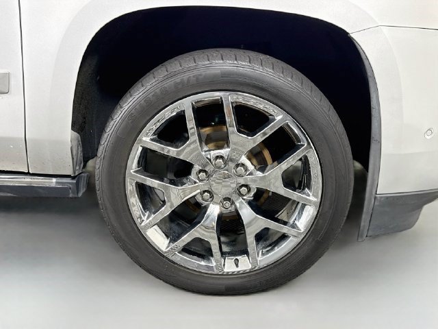 Used 2020 Cadillac Escalade Premium Luxury RWD image 31