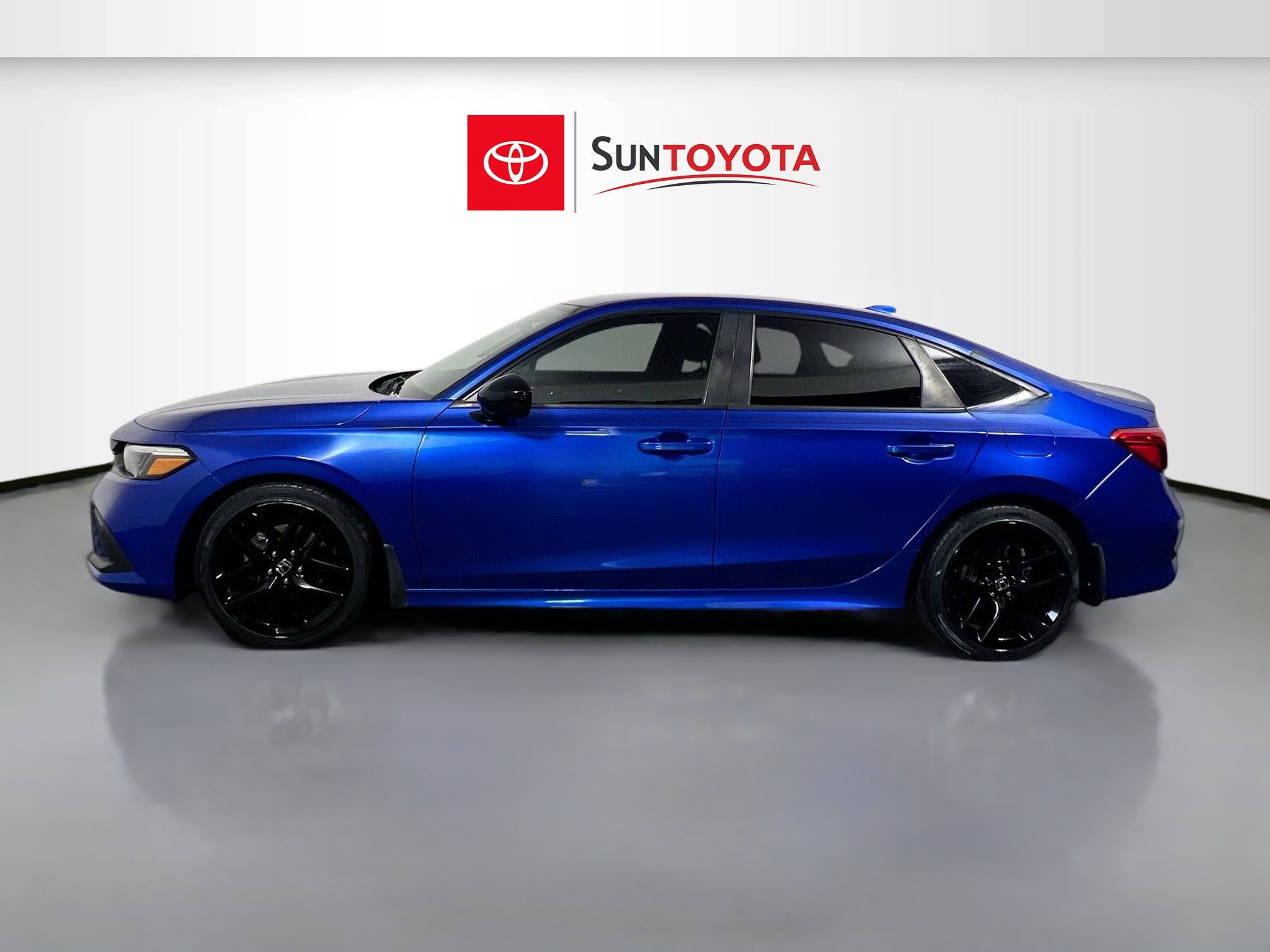 Used 2023 Honda Civic Sport image 7