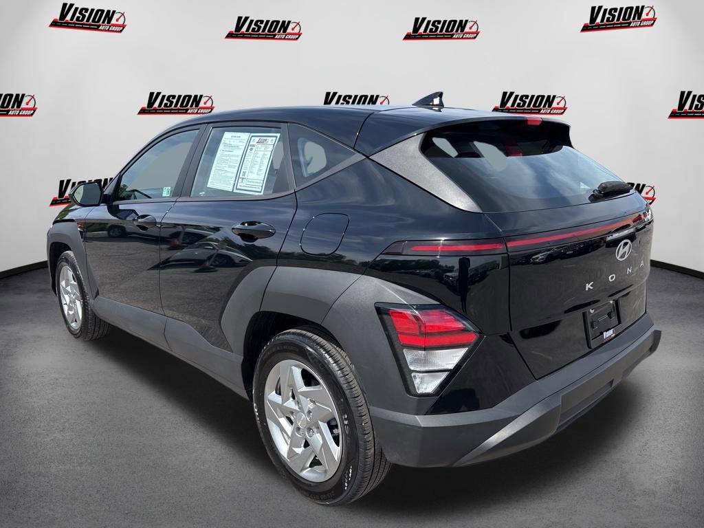 Used 2024 Hyundai Kona SE FWD image 7