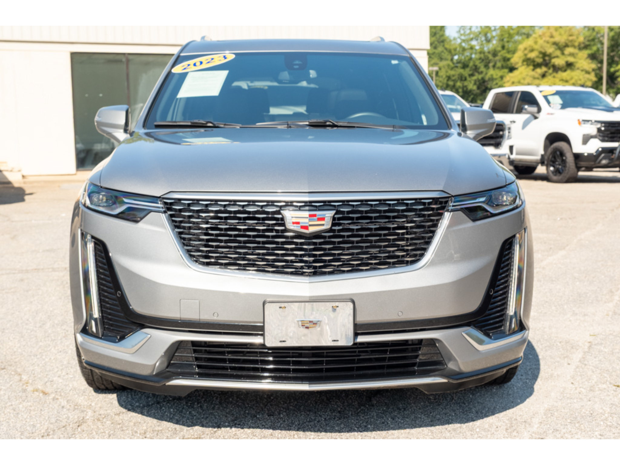 Used 2023 Cadillac XT6 Luxury FWD image 3
