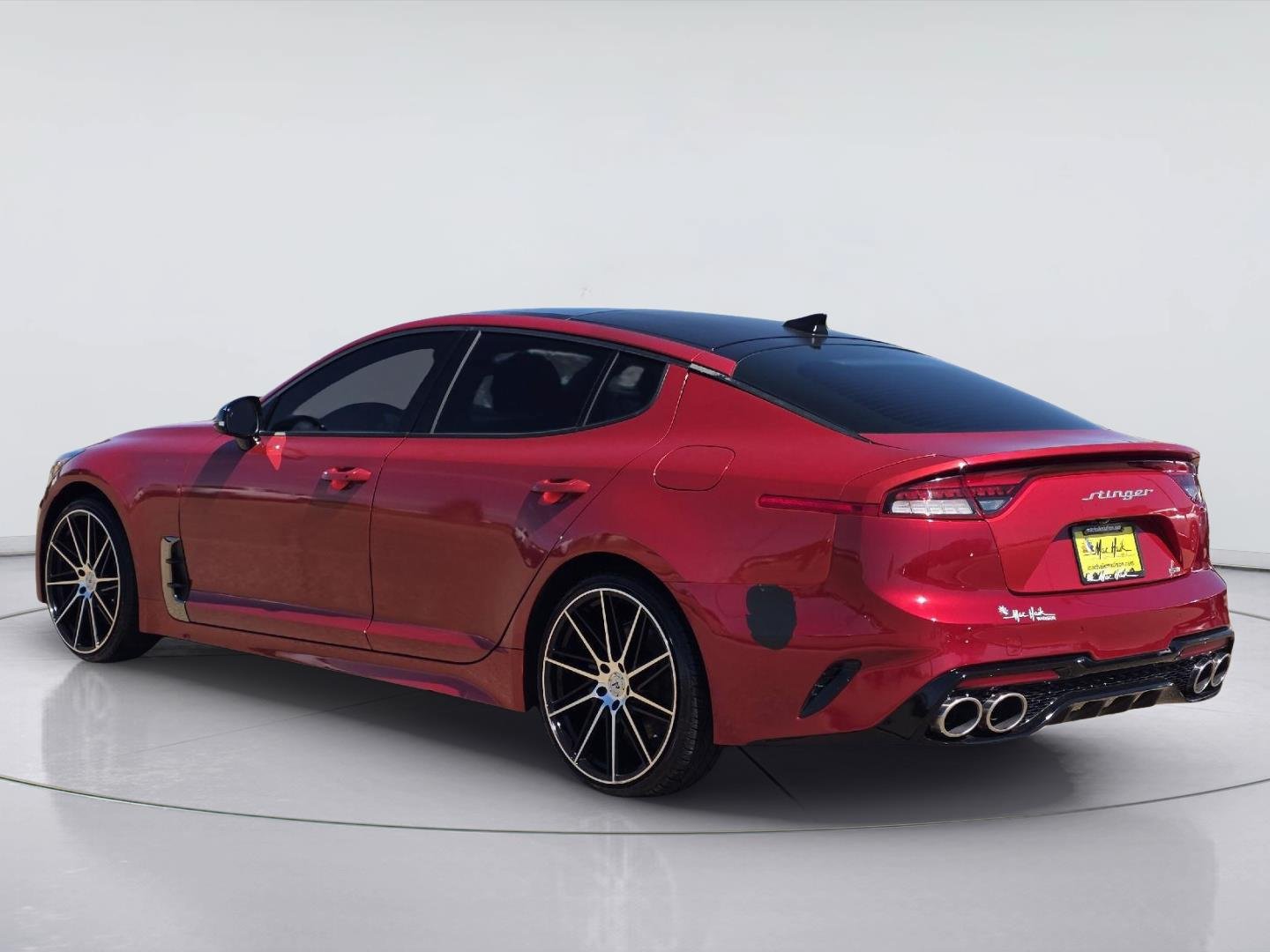 Used 2023 Kia Stinger GT-Line w/ Sun & Sound Package RWD image 7