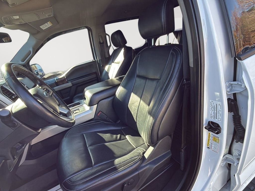 Used 2020 Ford F150 Lariat image 19