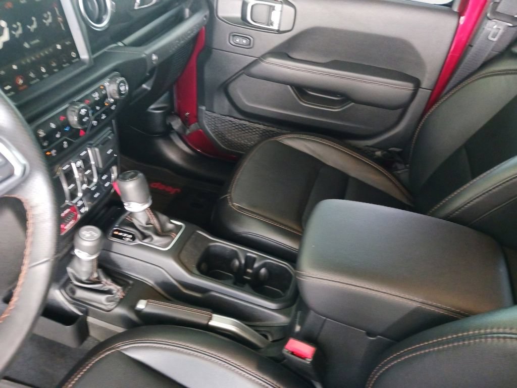 Used 2022 Jeep Wrangler Unlimited Rubicon AWD/4WD image 11